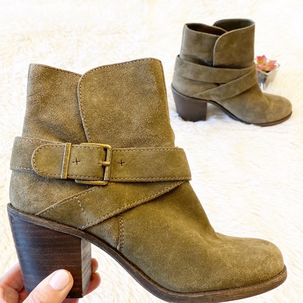 BCBG Generation Forest Green Suede Buckle heel ankle booties women size 6
